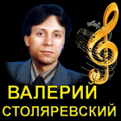 А белый лебедь на пруду