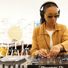 A Summertime Mix in a Manhattan Boutique Store | Set 12 | Ceema