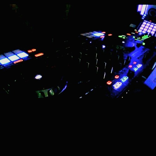 DüStErSte FaHRsTuHLmUkKe • TeCHnOEulE JuLiKo | 24.10.2025 • Bunker Techno Video Set