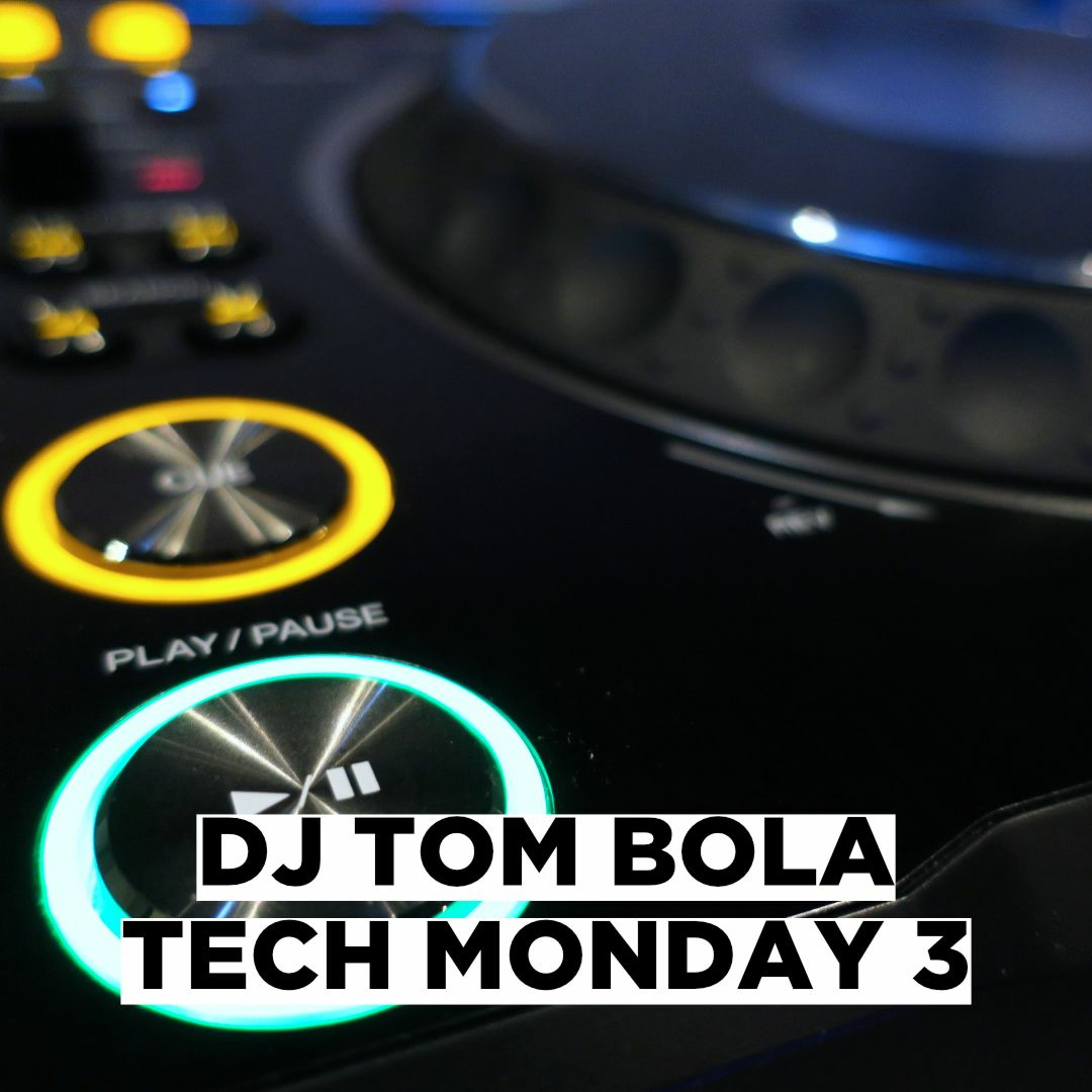 DJ Tom Bola
