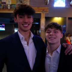 20 BROKE BOYS