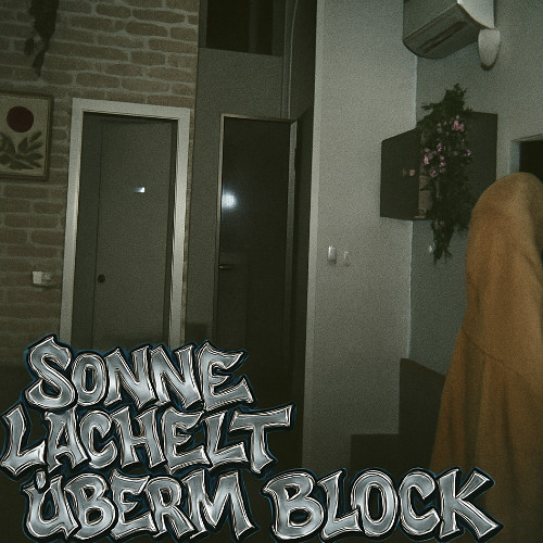 Sonne lächelt überm Block