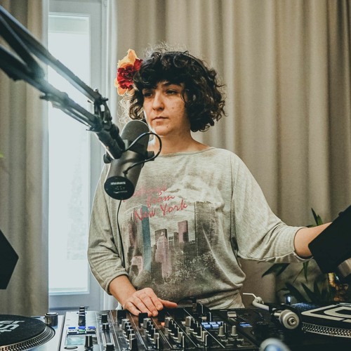 Ears Wide Open - The Love Special w/ Alexandra - 17th February 2022