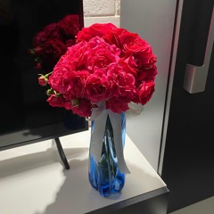 TRUEтень & Isupov & SASHA DEDOVA - Крупными каплями