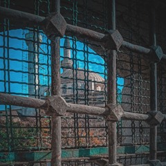 أعدي لي الارض كي أستريح، فإني أحبك حتى التعب - مزج