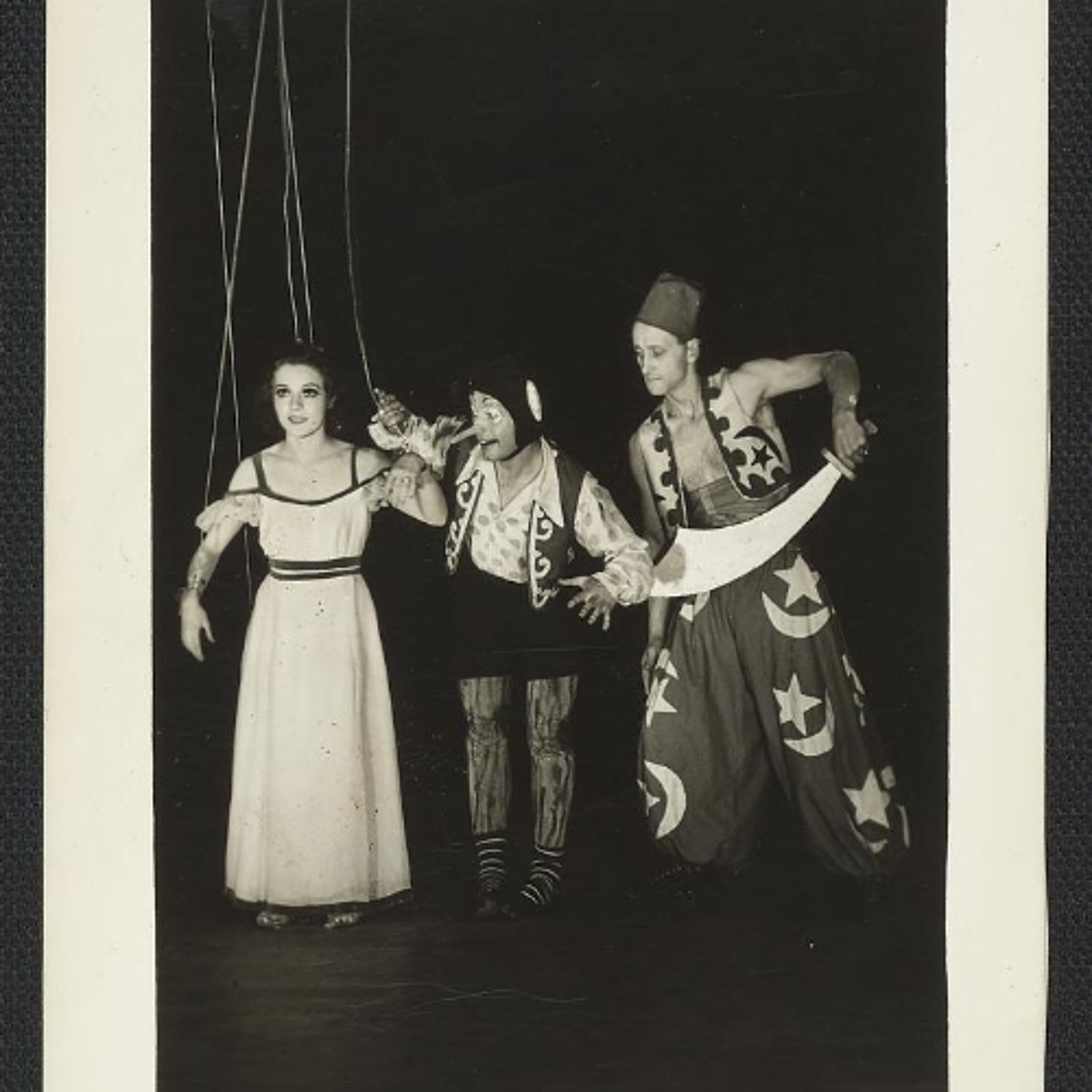 Public Theater in Times of National Crisis