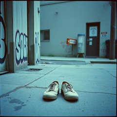 Just walk out that door girl,.mp3