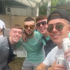 If pink was a playlist 👛