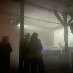 Paa gulvet - club