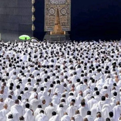 وَأَذِّن فِي النّاسِ بِالحَجِّ يَأتوكَ رِجالًا