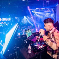 GEEZEE SANTANA- PERREO PARTY APRIL (LatinX 94.3)