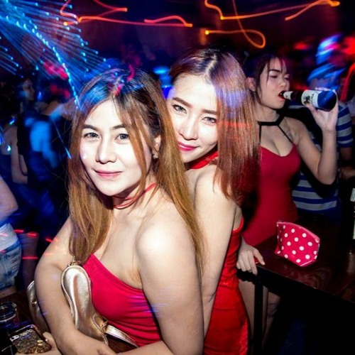 Stream Ebot38 Listen to Breakbeat 2021 full bass playlist online for free on SoundCloud