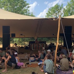 vivie (Radio Sofa @ HORS-SOL Festival 2025)