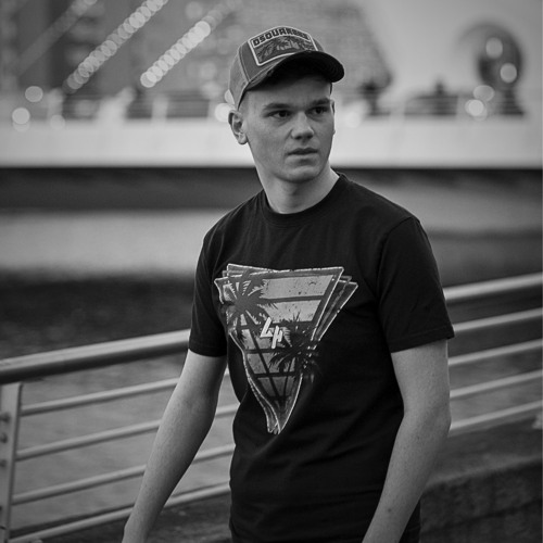 Luke Kearns - Throw It Back