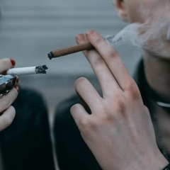 اخخخ يادنيا سوداا بوجهي خليهاا