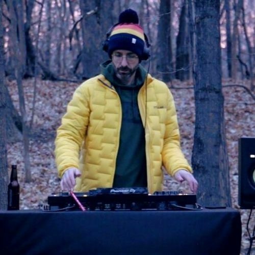 Dan Quist - Backyard Beats (March 2024)