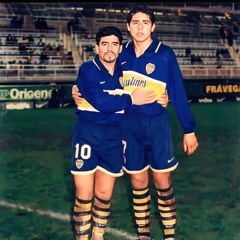 Maradona // Riquelme / metallocromia // fotocromia.