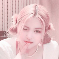 Kiki <33