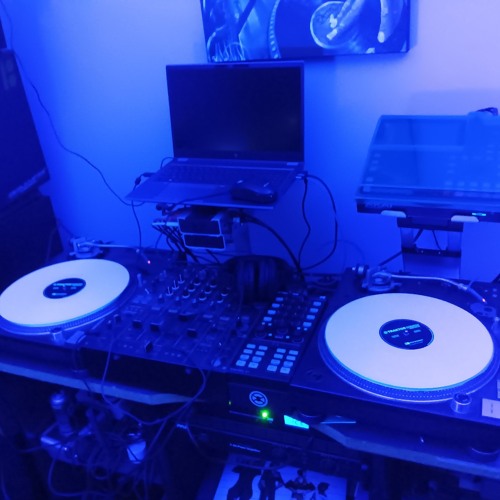 Breaks Vol 4 - Mixed by DJ Dilute_2025-01-31.mp3