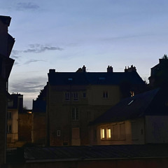 Les toits de sa ville