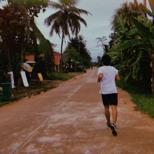 เด็กน้อยนักเดินทาง - เต้ I'm Jogging