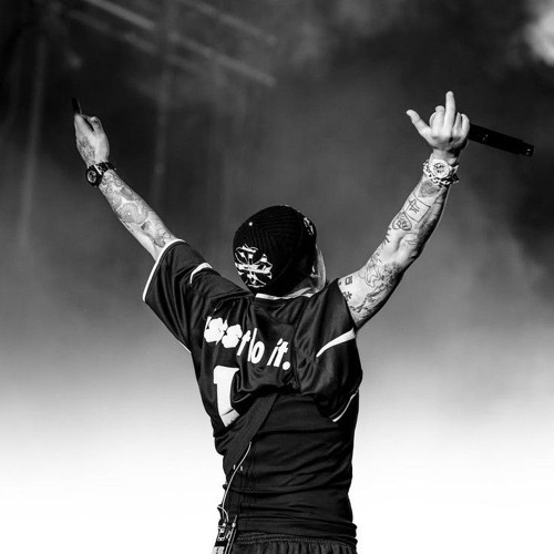 PIXELATED KISSES- Yeat, Joji (slowed)