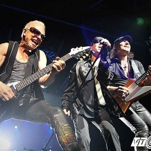 Tiểu thuyết tình yêu x Tuyết yêu thương (Rock Mashup) - Rock Việt (youtube).mp3