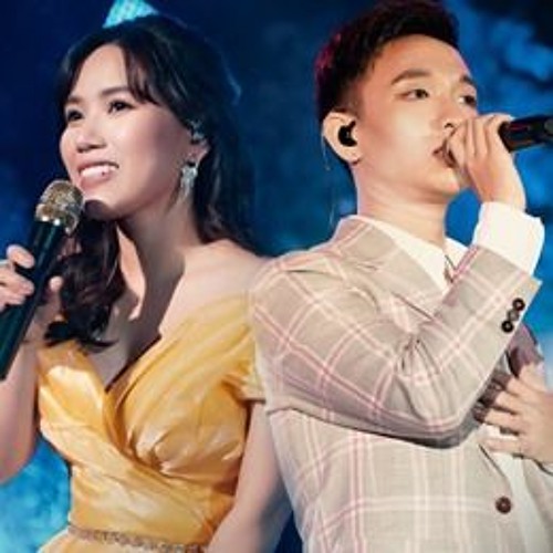 Xe đạp ft Thùy Chi