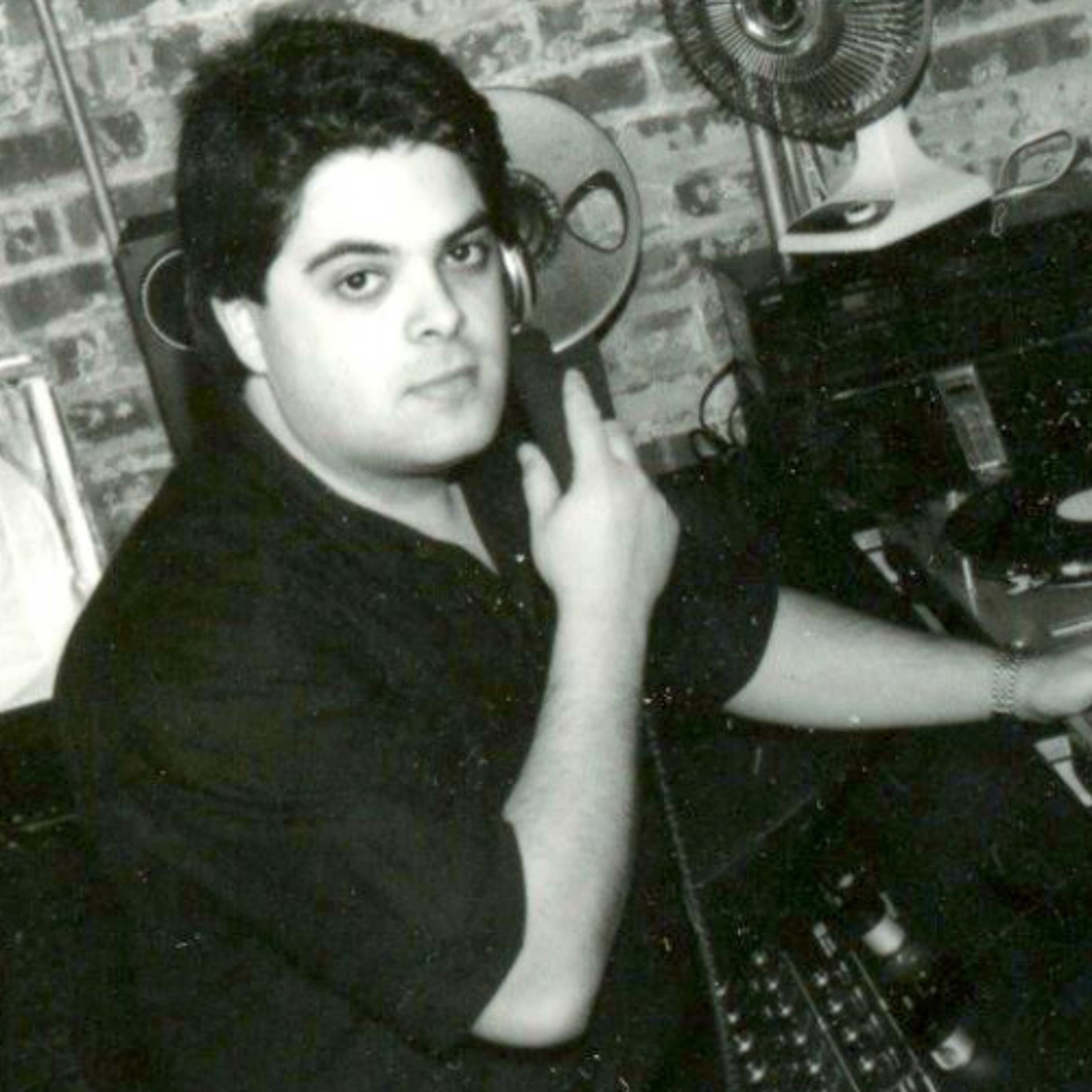 Roman Ricardo live from The Tunnel on Hot 97 All Night House Party, NYC 1990’ (Manny’z Tapez) episode artwork