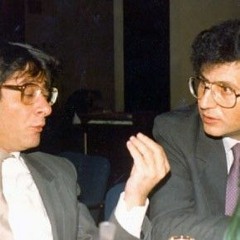 محمود درويش: "إلى أخي وتوأمي سميح القاسم" (القاهرة 1990)