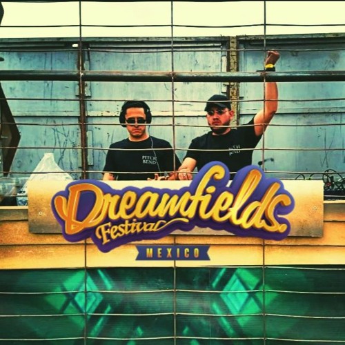 Pierce & Felax  @Dreamfields 2022