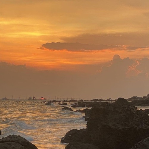 DEADLOVE w/ Guxi Raw (prod. sheepy x aiko!)