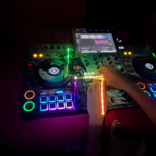 VIETMIX -LÊN XE VỀ BÌNH CHÁNH🚀-QTHỊNH (VIỆT HOA)