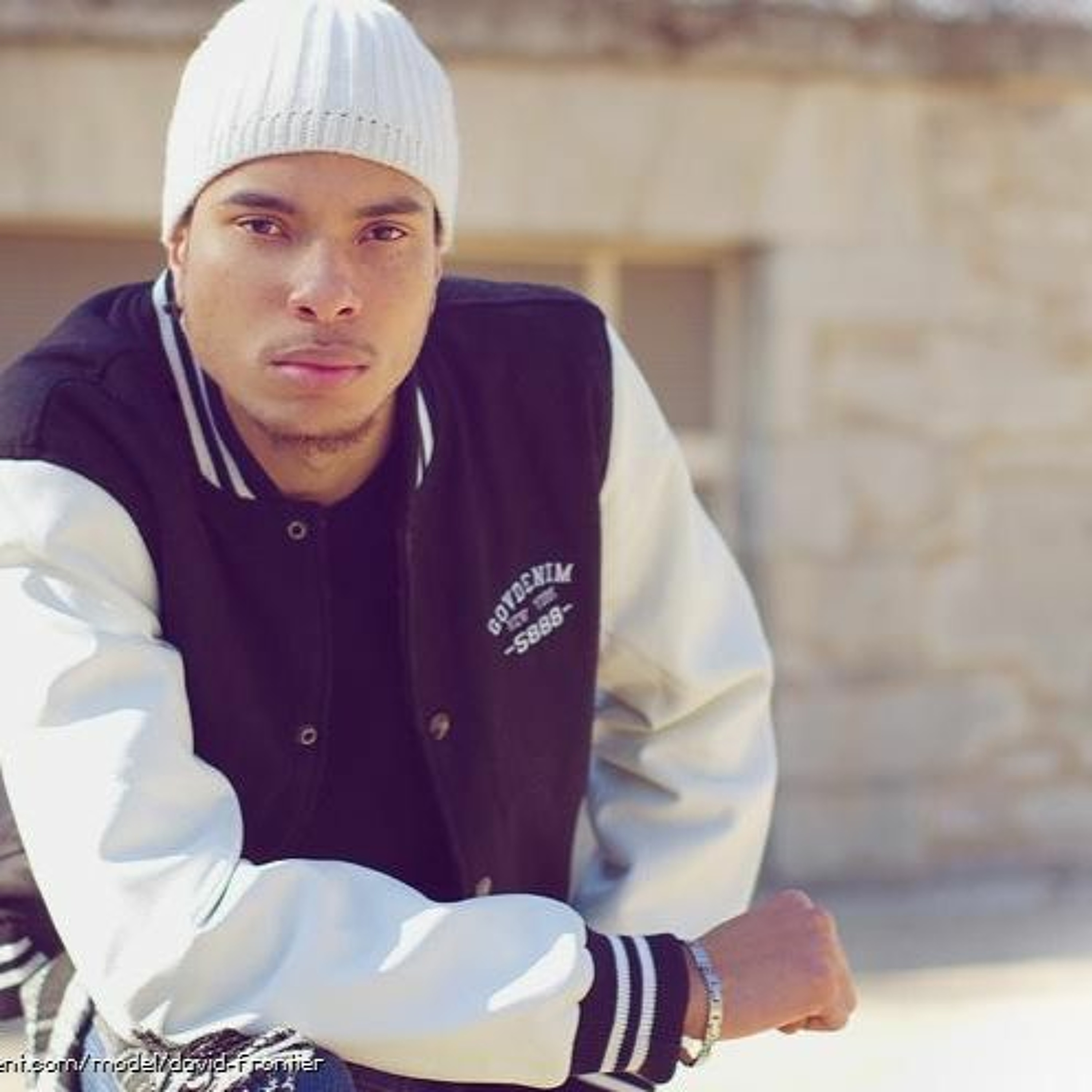 Artworks n8bzpmj6zq7oownf noyciq t3000x3000