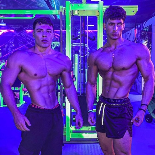 Lexx Little x Stef Meyers x Zyzz - We Go Gym - Be Yourself - Never Fall by Tevvez (Hardstyle)