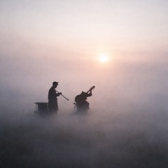 Trên thảo nguyên mờ sương