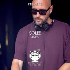 PREMIERE: Solee - Aries [Future Romance]
