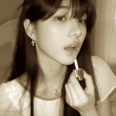 one of the girls edit audio