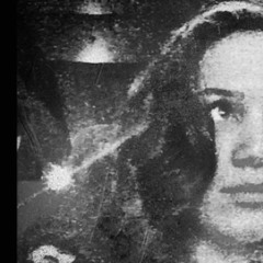 ‎⁨- لو يرجع أضمه و أعتِذر.. ⁩