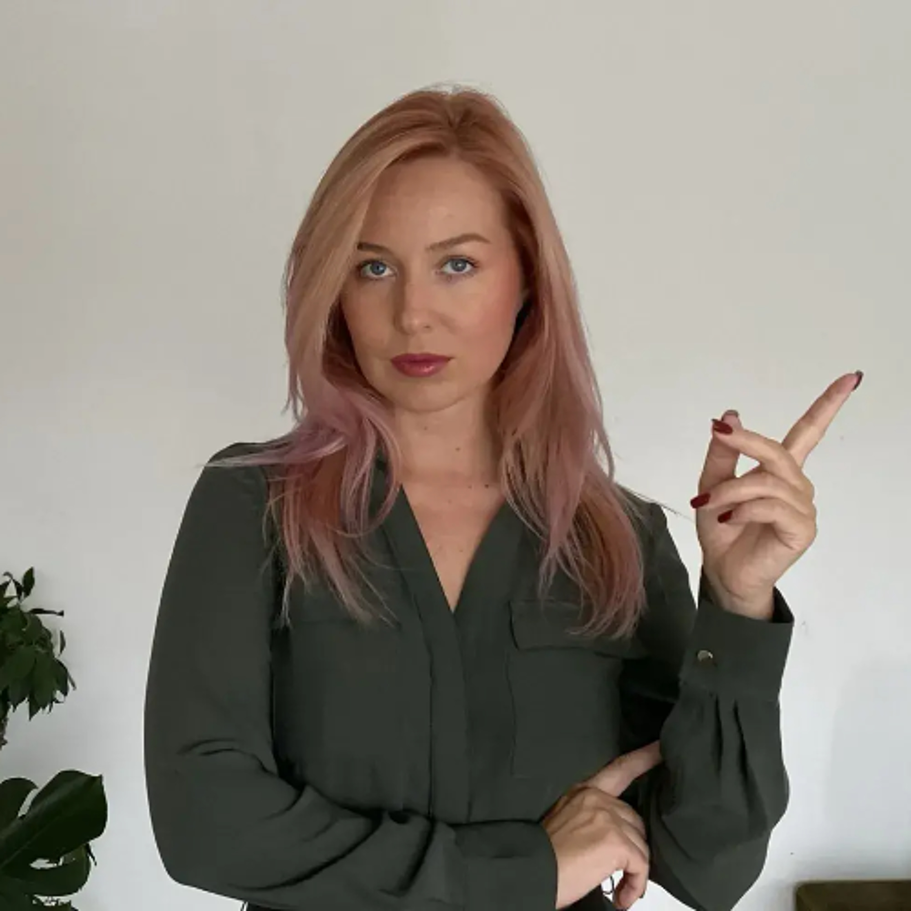 Аліса Рыжычэнка. Як карупцыя перамагла Лукашэнку, і калі вернуцца цягнікі на Вільню