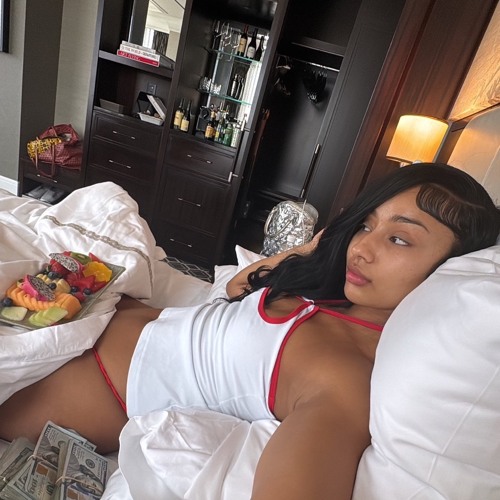 mikeechamberlain - playdoh & magnum