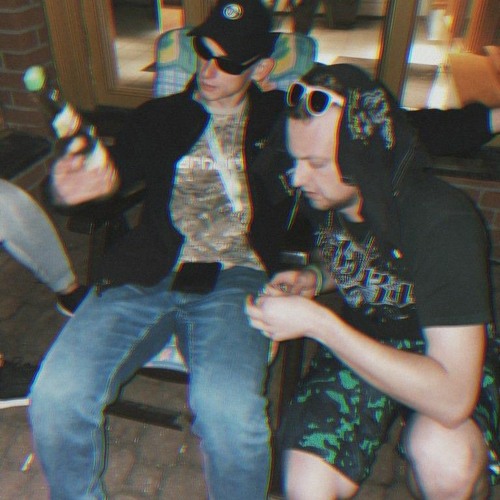 [KnaXxi~LivE]  VS [VollVerSpulT~LivE]   BiS DiE RöHreN PlaTzeN |||165BPM