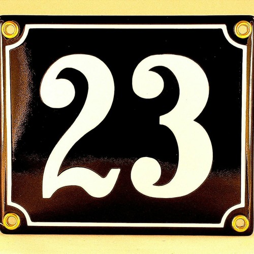 Interno 23