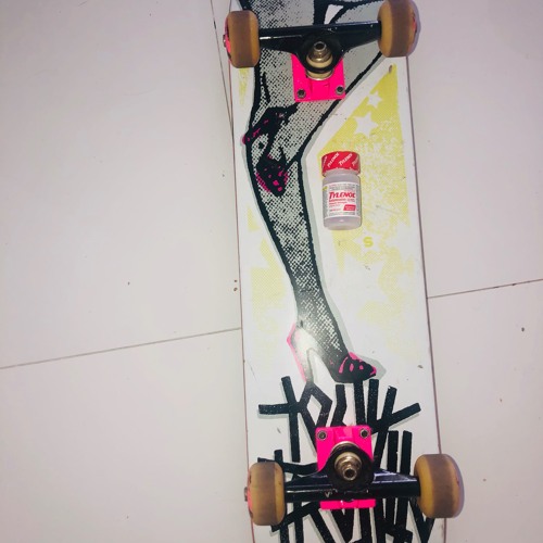 Skateboard (feat. Cold Hart)