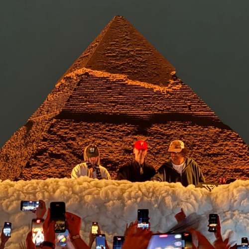 Cairo, Pyramids afro-melodic house fan made mix. inc: amr diab, black coffee and travis scott