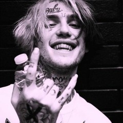 PEEP HUG ME