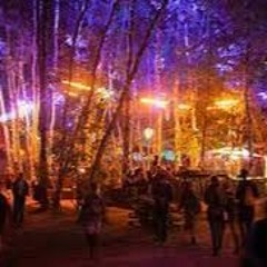 On the way to the festoch