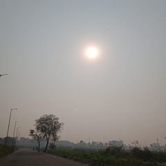 Manjilen apni jagah hai raste apni jagah