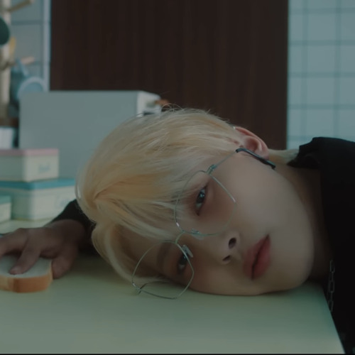 Ateez, Hongjoong (홍중) - ‘Lemon tree’ cover