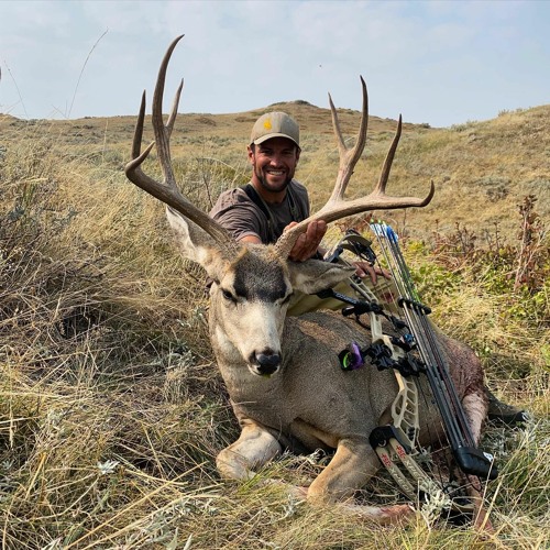 Episode 258: Bowhunting with Sam Davis
